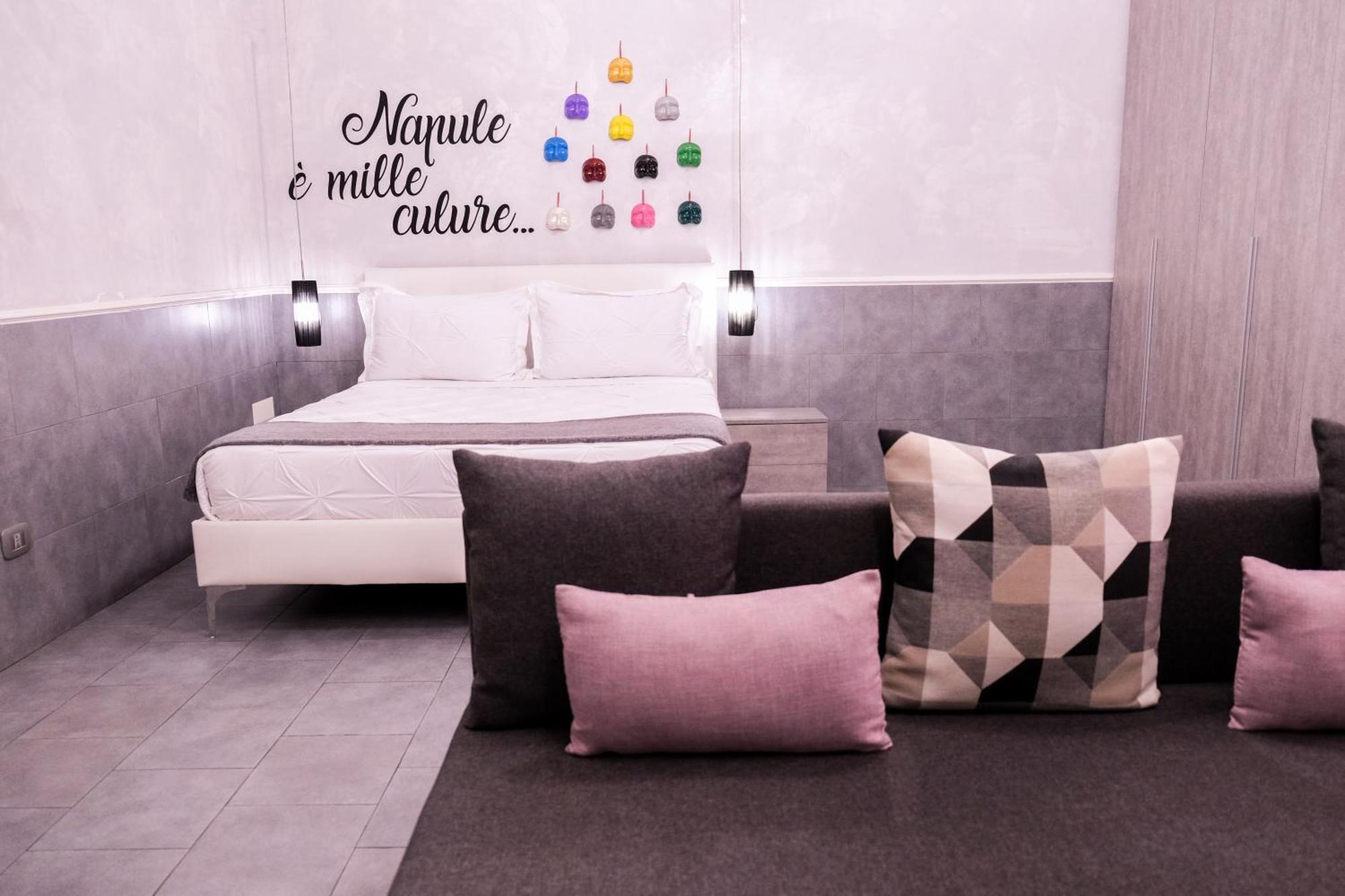 A Un Passo Dal Castello Maschio Angioino Appartment نابولي المظهر الخارجي الصورة