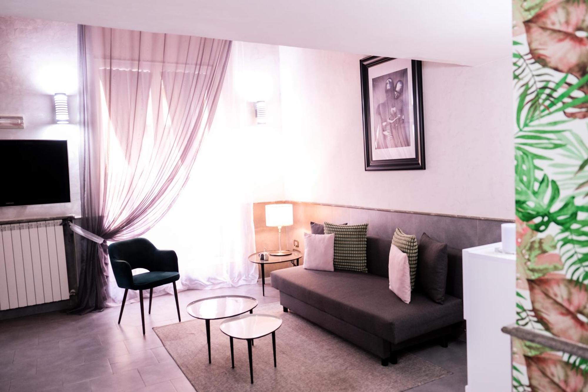 A Un Passo Dal Castello Maschio Angioino Appartment نابولي المظهر الخارجي الصورة